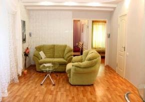 Odessa apartments for rent: in 24 Preobrazhenskaya / City Garden
